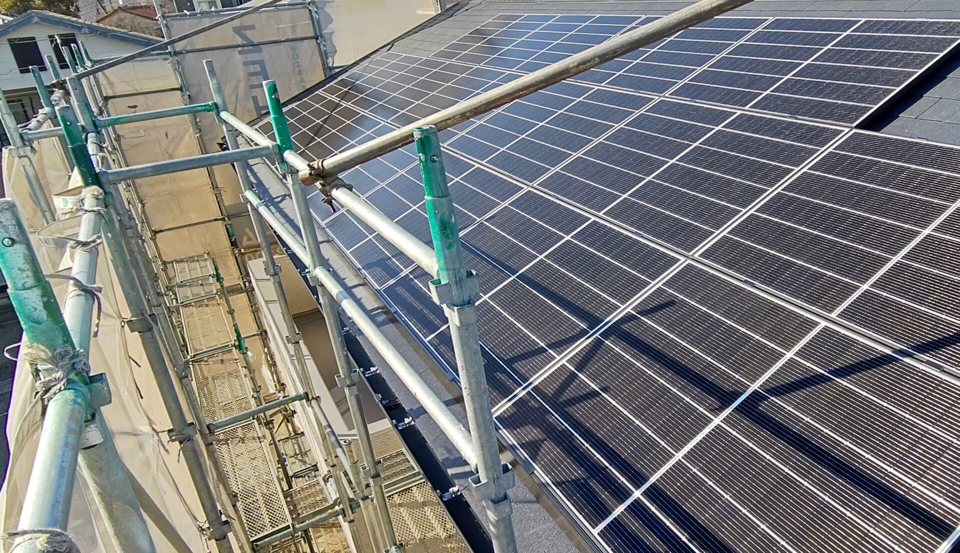 太陽光発電パネル設置完了＆足場とれました＠浜松市中区Ｔ邸ＺＥＨ