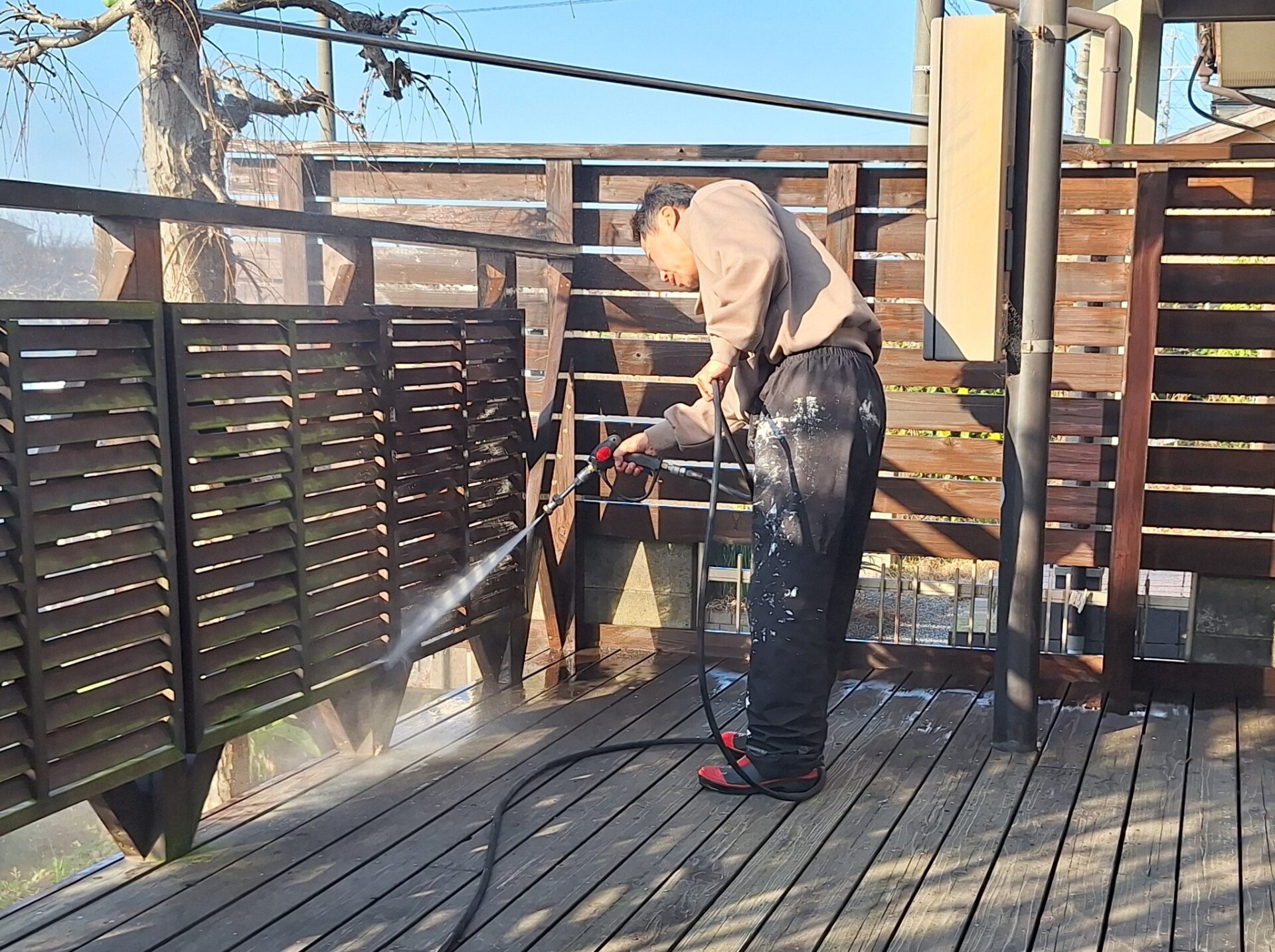 ウッドデッキの塗装工事＠浜松市浜名区