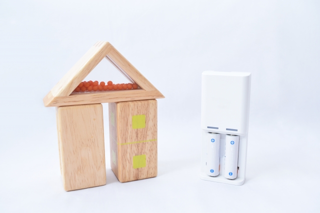 太陽光発電のある暮らしをもっと便利に：ポータブル蓄電池を導入するメリット